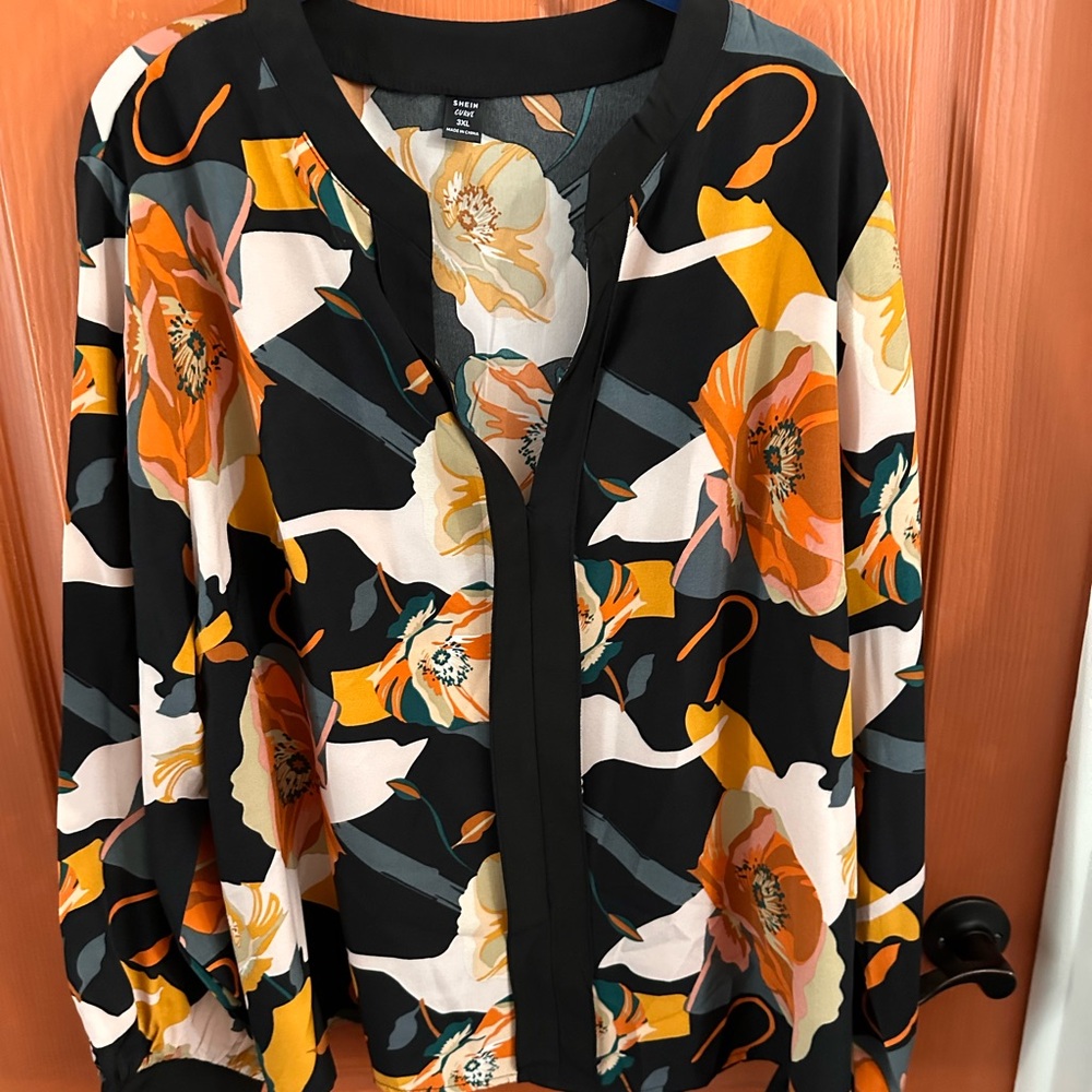 Women’s Floral Button-Front Blouse in Navy and Orange size 3x
